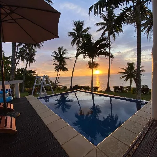 Lomani, hotel in Matangi Island