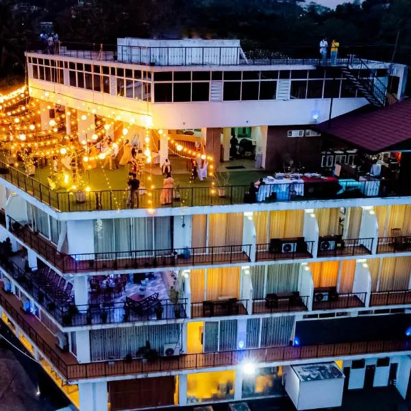 Sky View Grand, viešbutis Kandyje