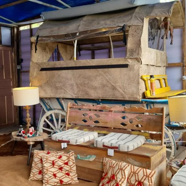 VELHO OESTE Carruagens, Casa Inteira !!, hotel v destinaci Matinhos