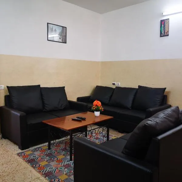 YCC Guesthouse, hotel u gradu 'Nablus'
