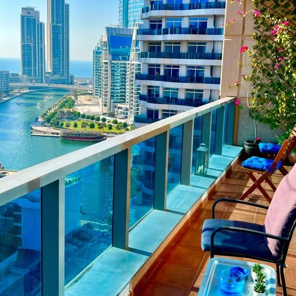 Fabolous Vacation Home in Dubai Marina, khách sạn ở Dubai