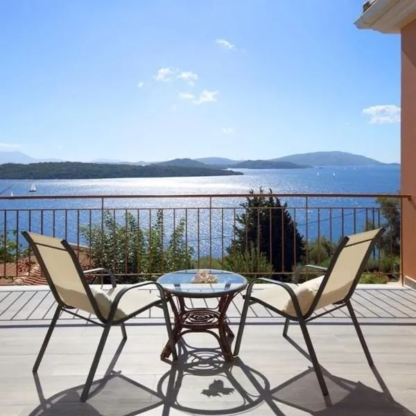 Villa Melias, luxurious villa with superb view of the islands, 400 m from the sea, hôtel à Nydri