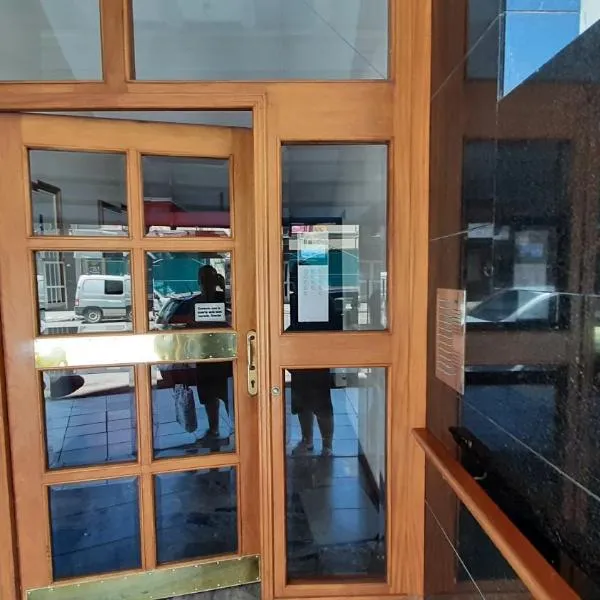Vision2000, hotel in Bahía Blanca