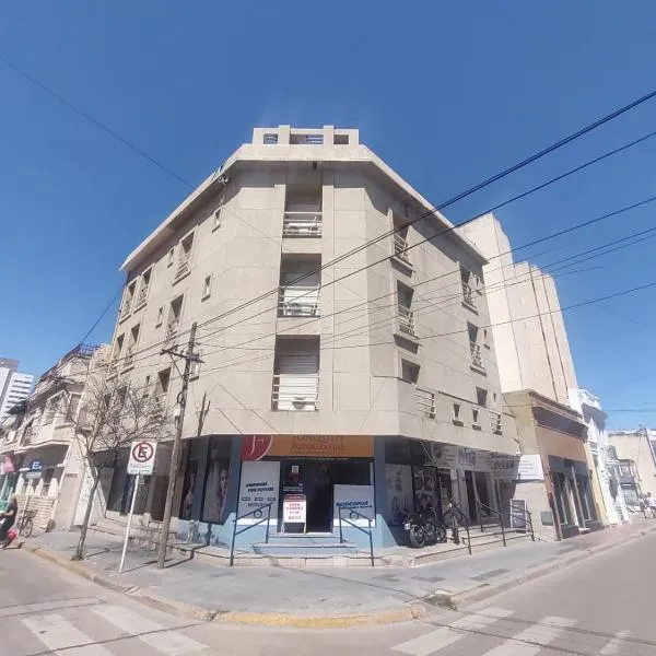 DERC Temporarios, Hotel in Río Cuarto