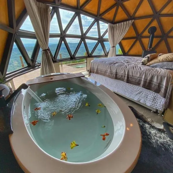 THE SPACE - Welcome to the sky - Domo Geodésico, hotel en Alfredo Wagner