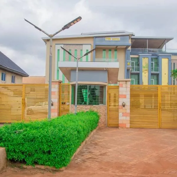 TNK Hotels, hotel in Enugu