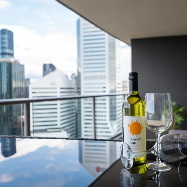 Brisbane Break Panoramic River Views Free Parking, hotel in Brisbane