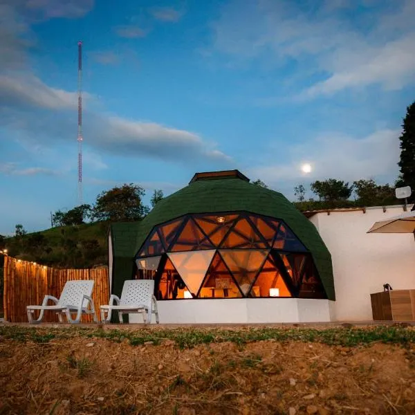 Glamping Monteverde San gil, hotel in Valle de San José