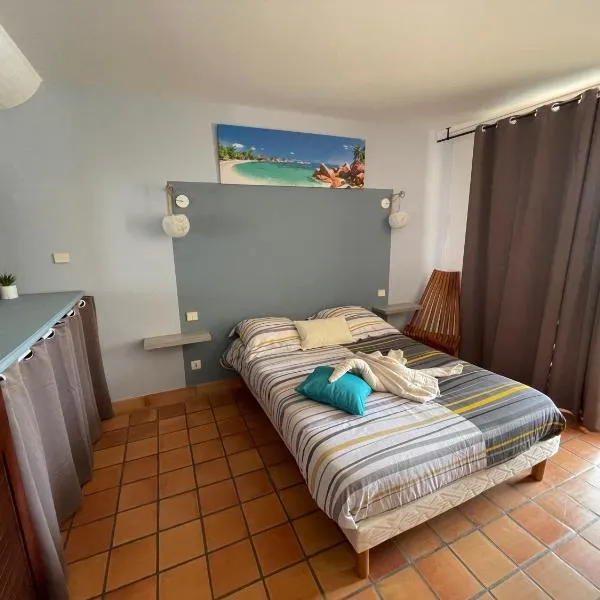 CLANES LOCATION Acerola, hotel v destinaci La Trinité