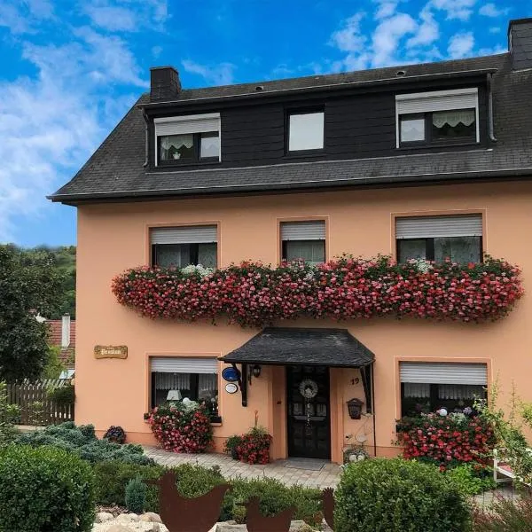 Pension Biewer, hotel v destinaci Ockfen