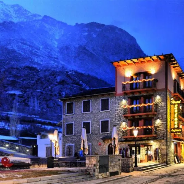 Hotel Solana, hotel Benasquéban