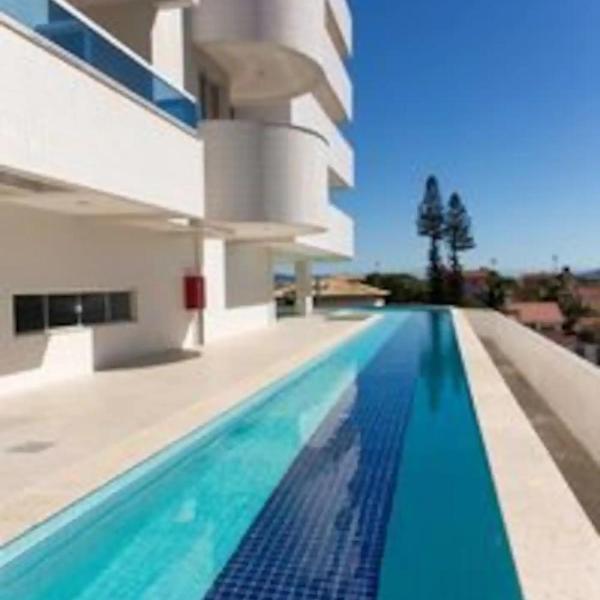 Apartamento Completo com Piscina no Condomínio em Cabo Frio