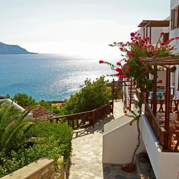 Aegean Village Beachfront Resort, hotel v destinácii Amoopi