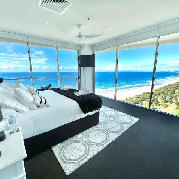 Air on Broadbeach Beachfront 2Level stunning apartment with 180 degree views、ゴールドコーストのホテル