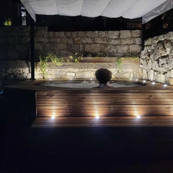 Les lodges de l'oliveraie de Virevent, hotel v Grasse