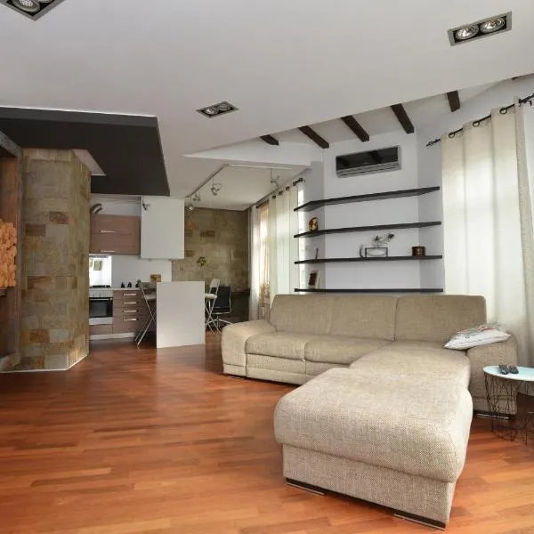 Old Town Apartment Lipscani, hotel en Bucarest