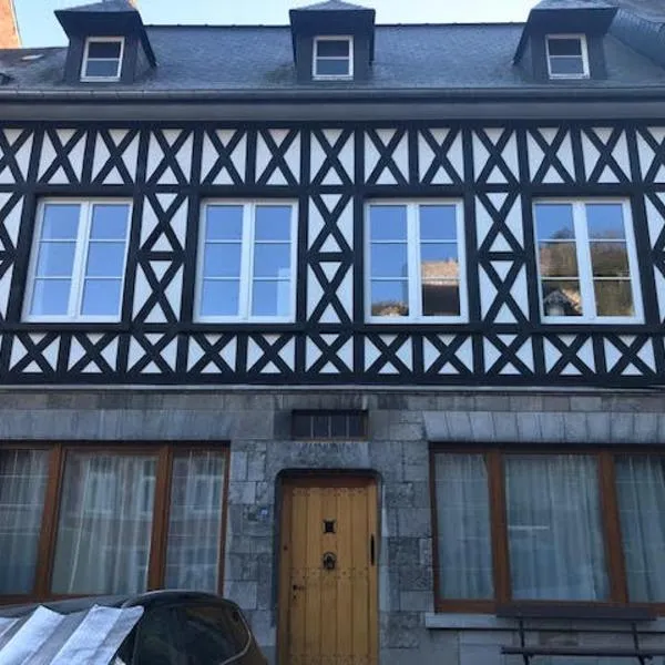 Les colombages, hotel in Dinant