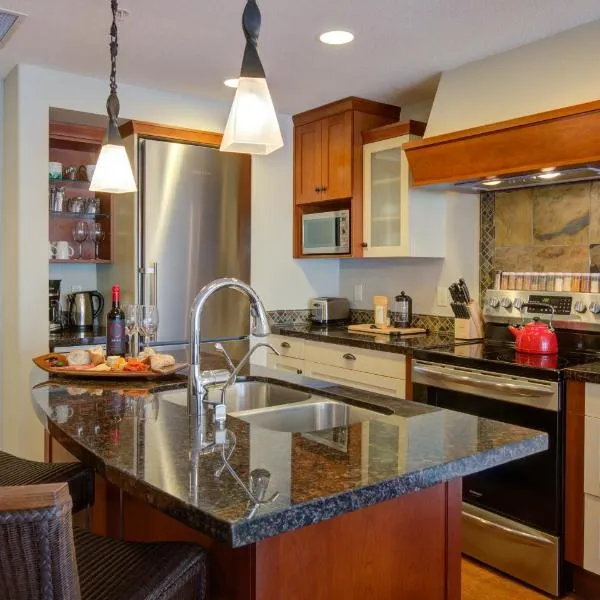 Misty Mountain- Premium 2 Bedroom Mountain View, hotel in Canmore