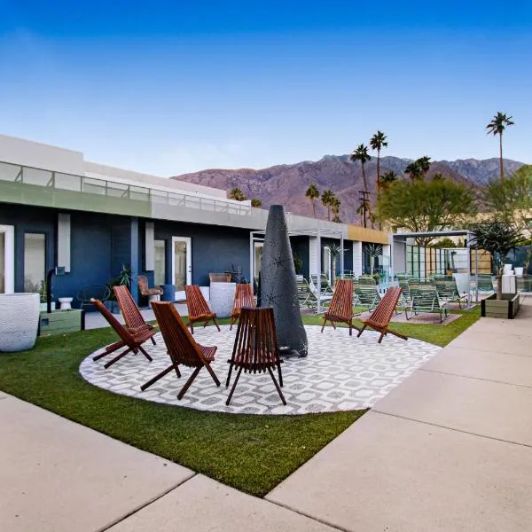 Mahala - 21 and Over, ξενοδοχείο στο Παλμ Σπρινγκς