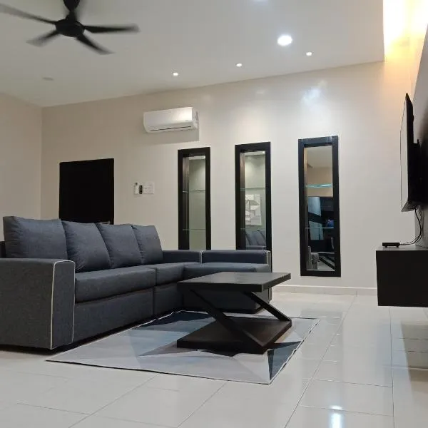61 Homestay, hotel v destinaci Sitiawan