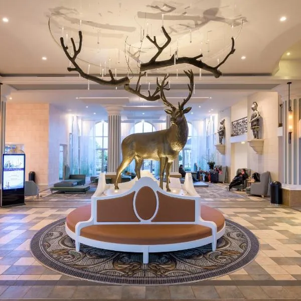 Dream Castle Hotel Marne La Vallee，位于马尼库尔勒翁格尔的酒店