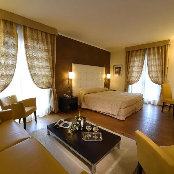 Hotel Rioverde, hotel v destinácii Pralormo