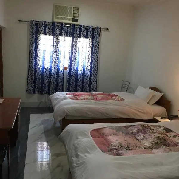 HOTEL BODHGAYA INN, hotel di Bodh Gaya