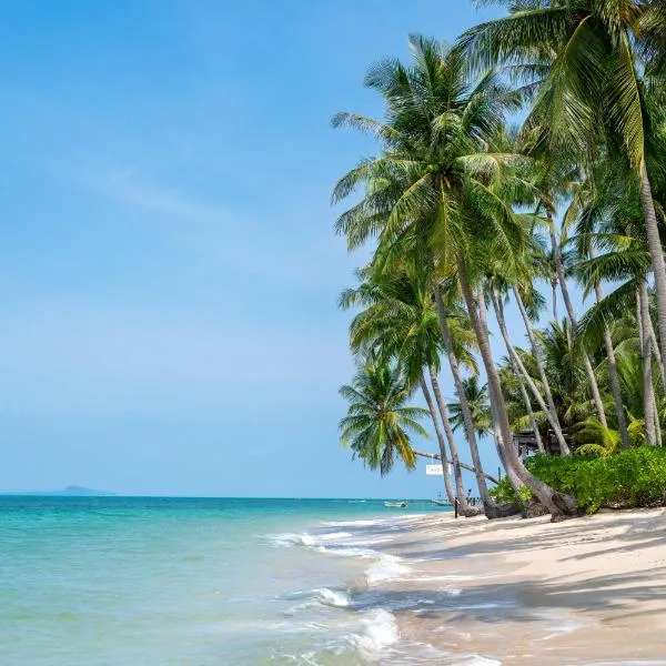 Sea&Sky Beach Resort، فندق في شاطئ مينام