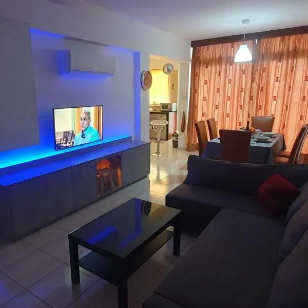 Vasilas Holiday Apartment #2, hotel v Larnake