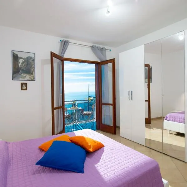 Domus Lavinia, hotel en Furore
