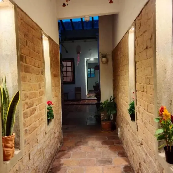 CASA DE LOURDES - LA CANDELARIA, hotel in Bogotá