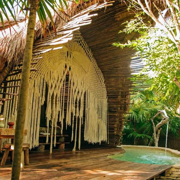Viesnīca Ikal Tulum Hotel pilsētā Tuluma