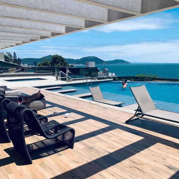 Cobertura com jacuzzi e churrasqueira privada - Praia dos Ingleses