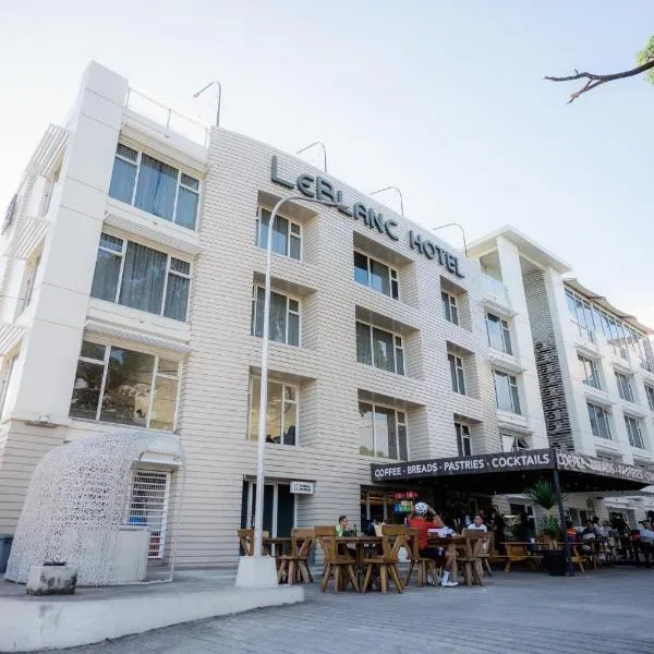 LeBlanc Hotel: Antipolo şehrinde bir otel