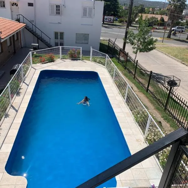 Cabañas San Gabriel Carlos Paz, hotel en Villa Carlos Paz