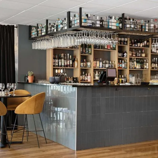 Best Western Hotel Halland، فندق في كونغْسباكا