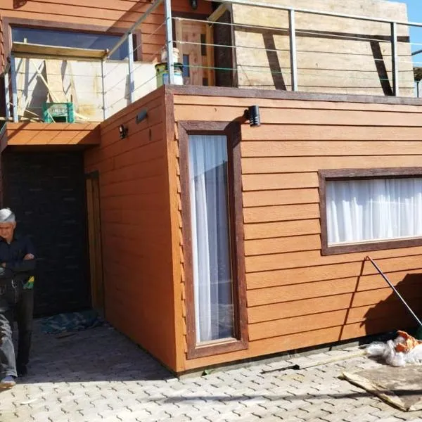 Hermosa casa a pasos de la playa, excelente vista., khách sạn ở Pichilemu