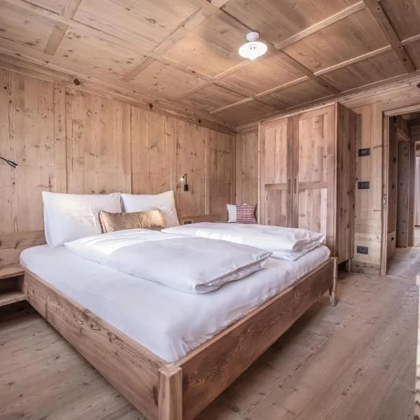 Ciasa Somuer - Stangode, hotel v destinaci San Vigilio di Marebbe