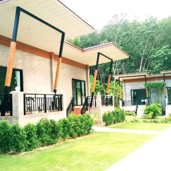 Serene Lanta Resort, hotel v destinaci Ko Por