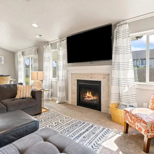 Brand New Valley View Caldwell home, hotel in Caldwell