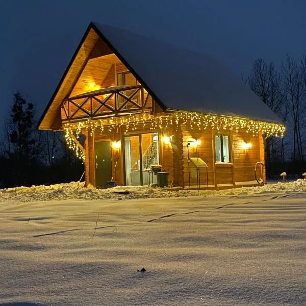 Poleskie zacisze, domek czapla na wyłączność, kominek, balia,sauna, hotell i Helenin