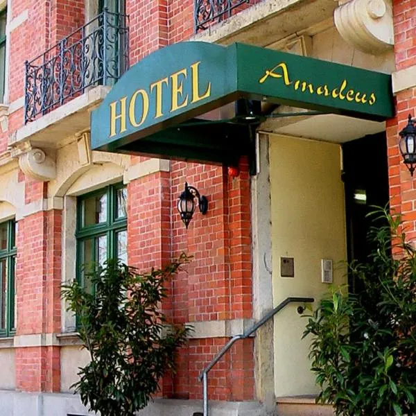 Hotel Amadeus Dresden Neustadt, hôtel à Marsdorf