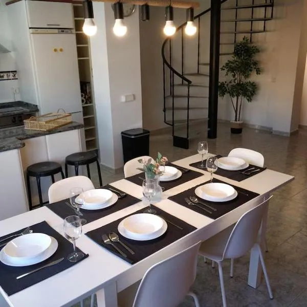 VV 'TIRBA' Precioso duplex a 1 minuto de la playa, hotel i Gran Tarajal