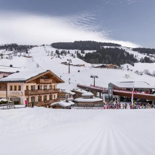 Hotel Langeck, hotel em Maria Alm am Steinernen Meer