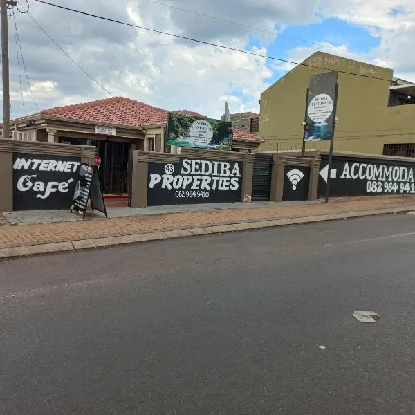 sediba guest house, hotel v destinácii Krugersdorp