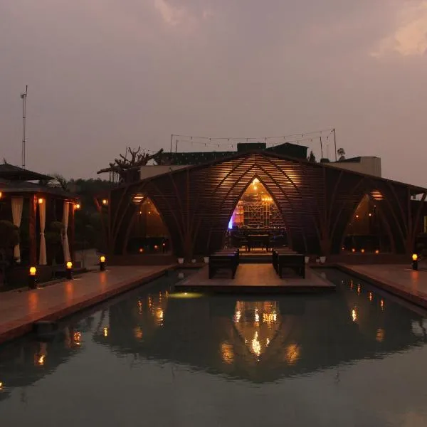 ์์์ ์์นํ ํธํ
Hotel Chulhewala