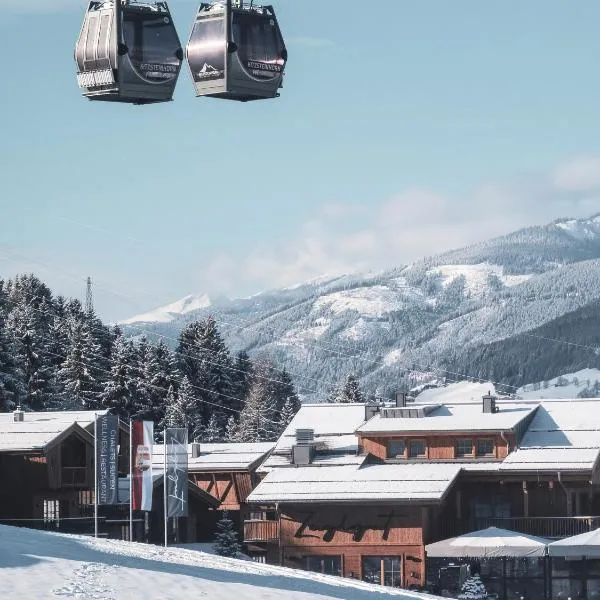 CHALET VILLAGE ZAGLGUT Ski in Ski-out in winter, air conditioning in summer, hotel v Kaprunu