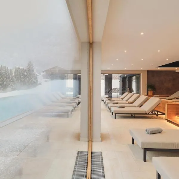 Hotel Traube, hotel v destinaci Pfunds