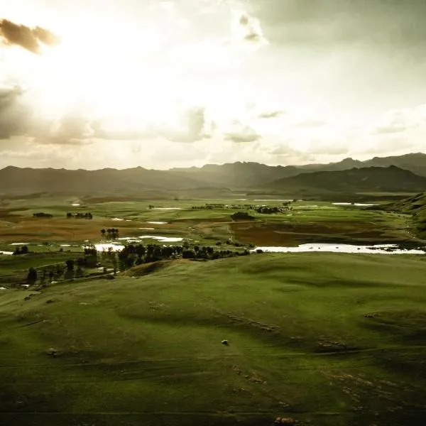 Penwarn Farm Lodge, hotel di Drakensberg Garden