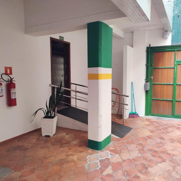 Alugo Apartamento 2Quartos centrinho de Capão da Canoa a 50m do mar - Foto 5